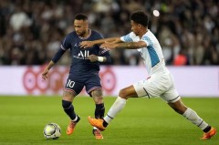 王朝朝20公里竞走勇夺银牌，微笑见证不懈追梦之路